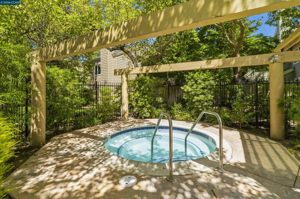 1809 Stratton Circle Walnut Creek CA 94598