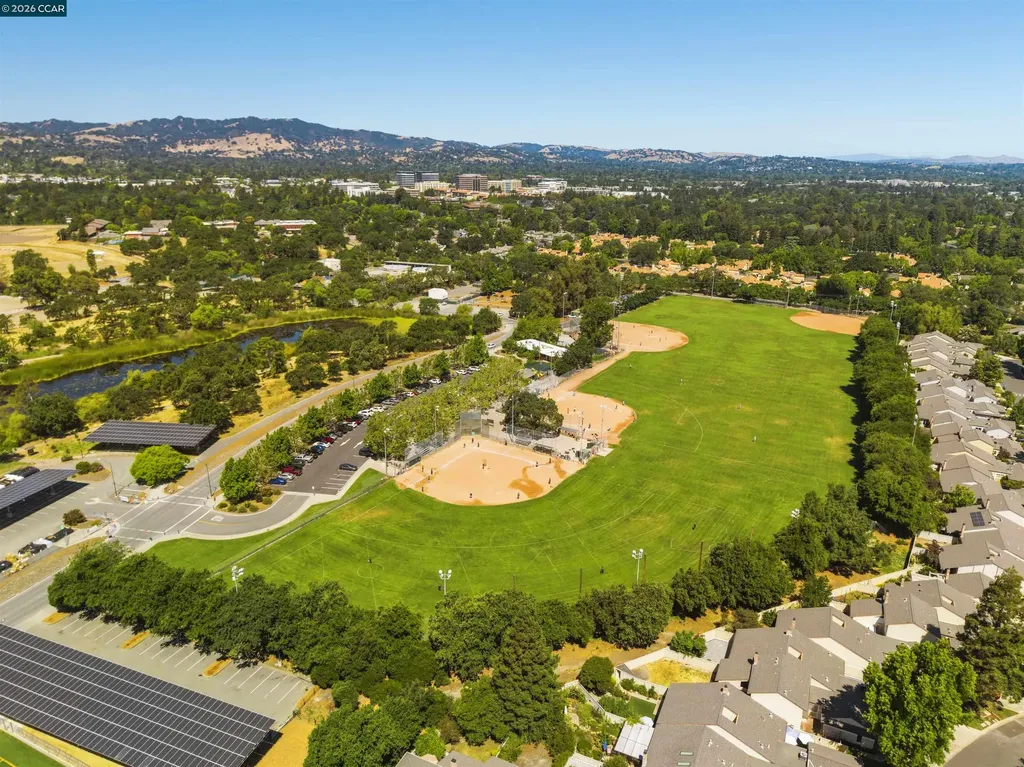 1809 Stratton Circle Walnut Creek CA 94598