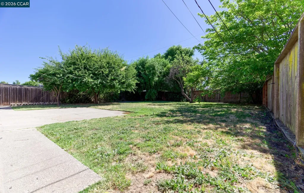 508 Vervais Avenue Vallejo CA 94591