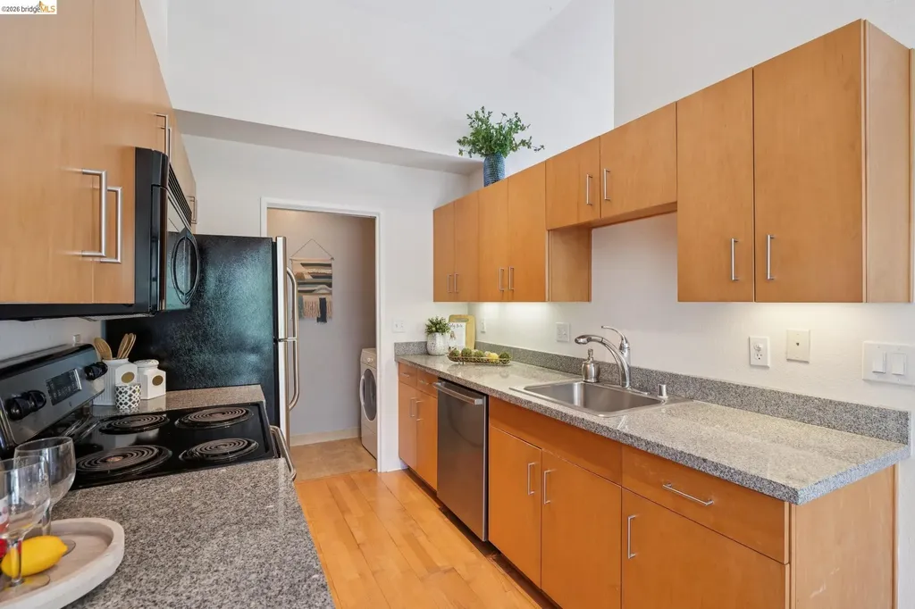 6 Schooner Court Richmond CA 94804