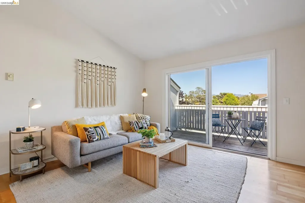 6 Schooner Court Richmond CA 94804
