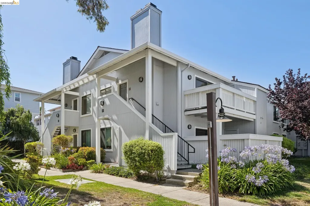 6 Schooner Court Richmond CA 94804