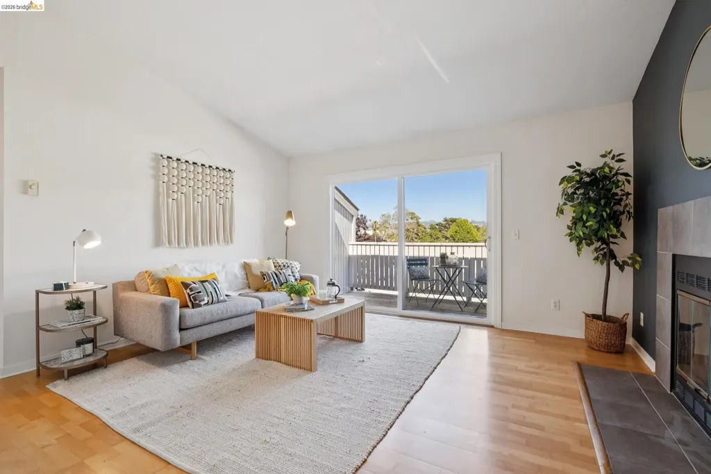 6 Schooner Court Richmond CA 94804