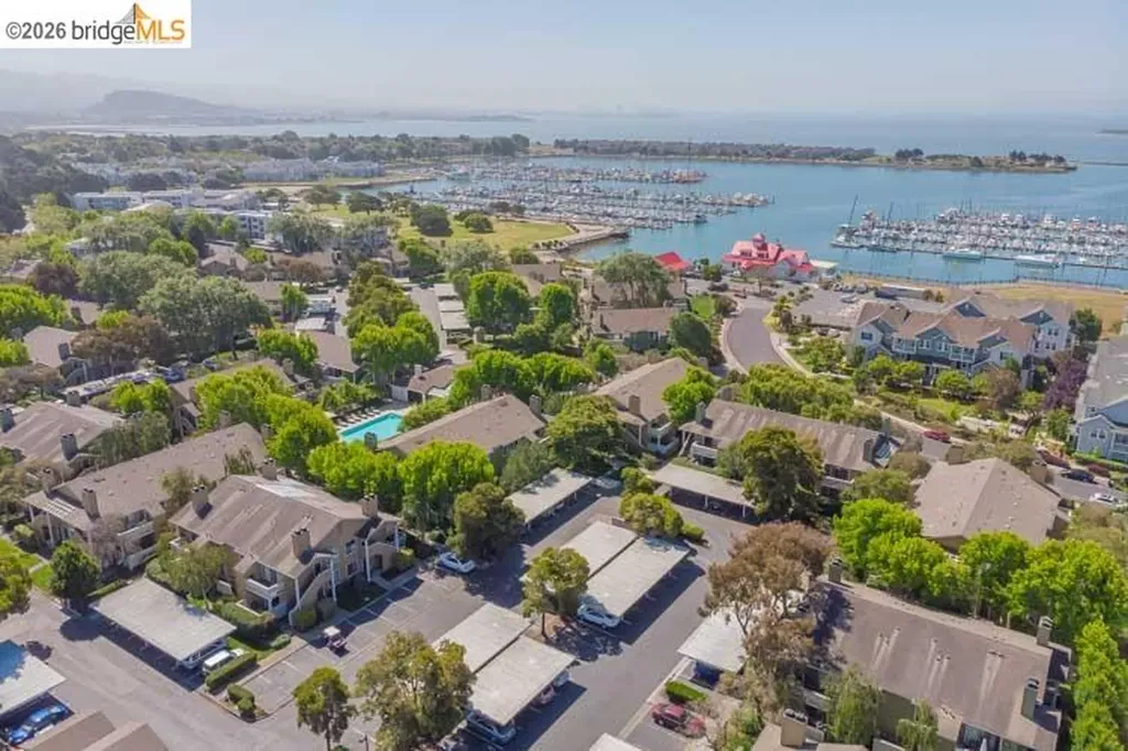 6 Schooner Court Richmond CA 94804