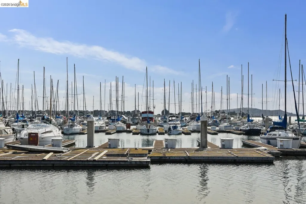 6 Schooner Court Richmond CA 94804