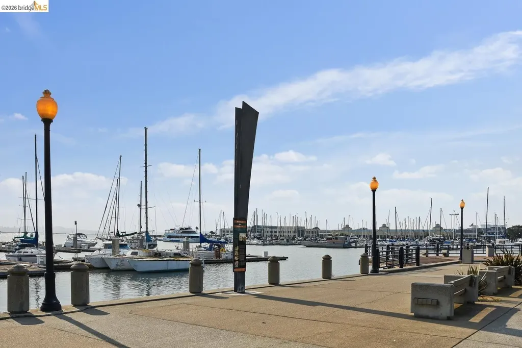 6 Schooner Court Richmond CA 94804