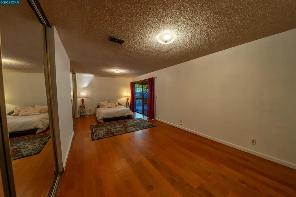 2983 Simas Avenue Pinole CA 94564