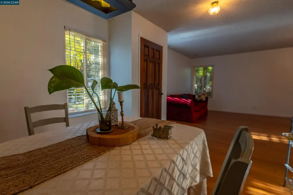 2983 Simas Avenue Pinole CA 94564