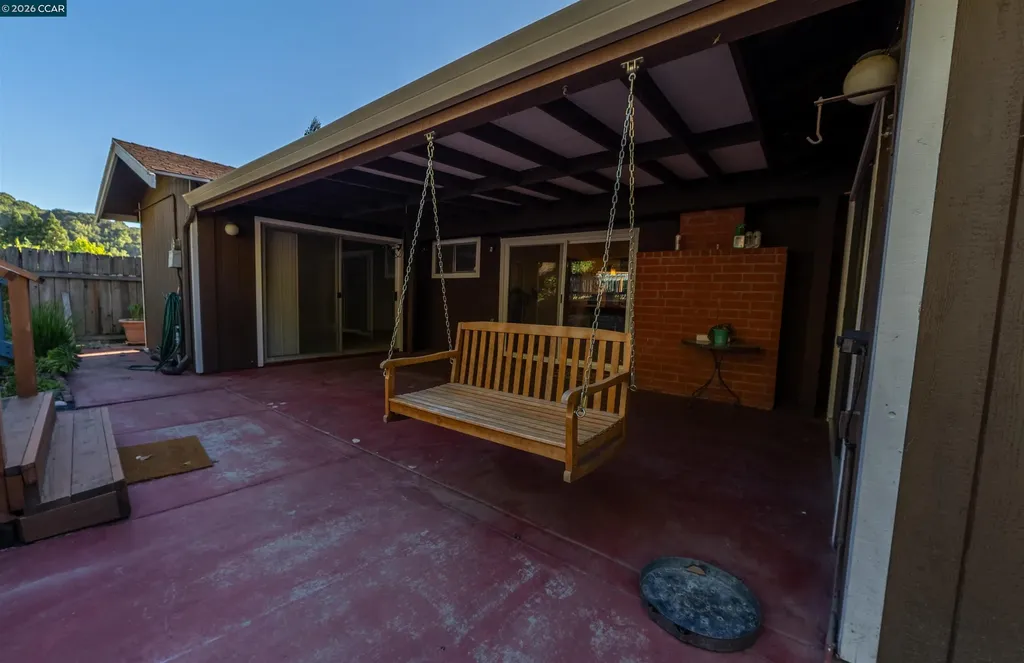 2983 Simas Avenue Pinole CA 94564