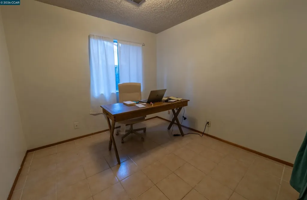 2983 Simas Avenue Pinole CA 94564