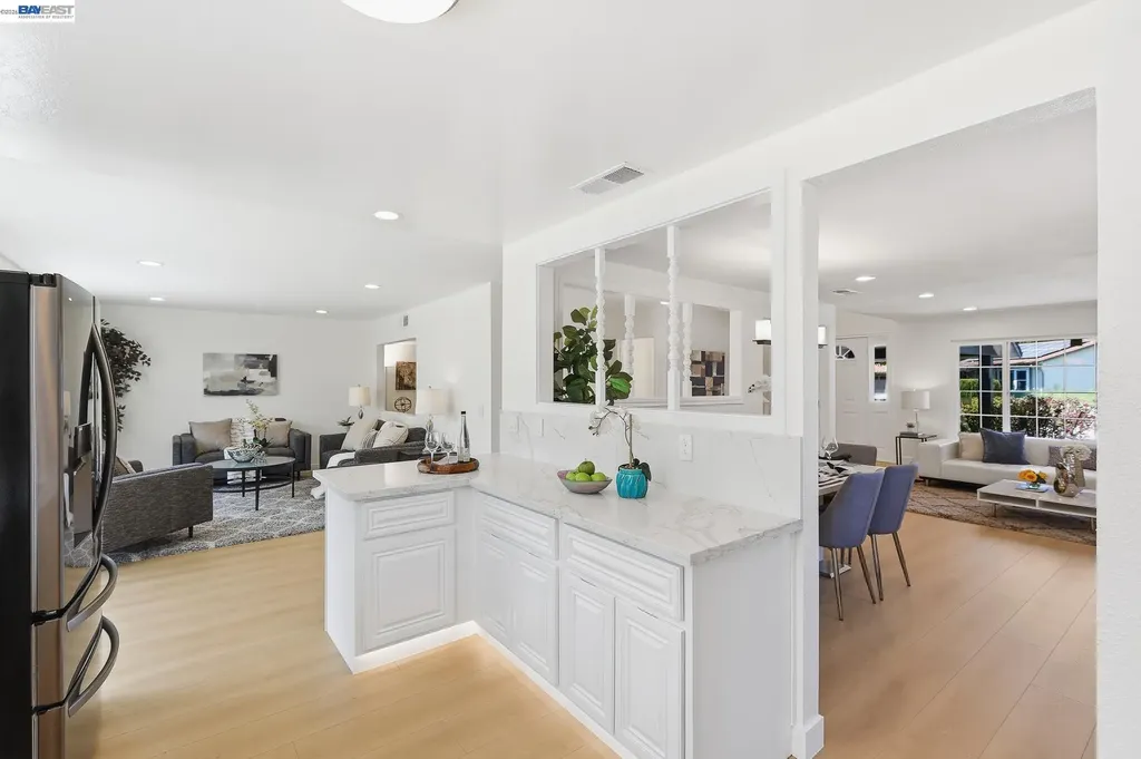 31396 Santa Elena Way Union City CA 94587