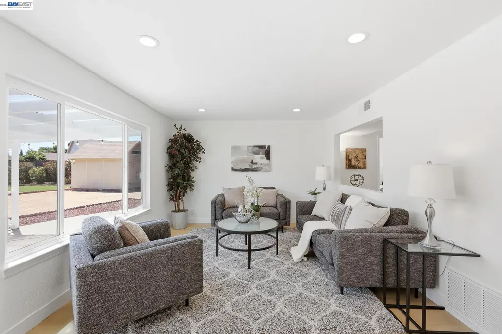 31396 Santa Elena Way Union City CA 94587
