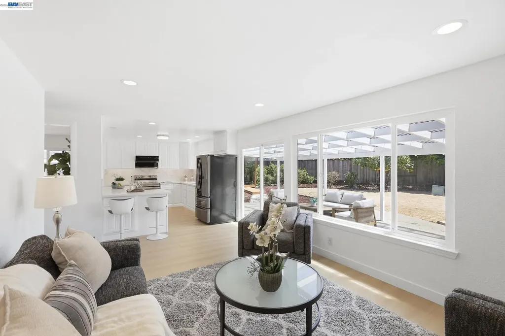 31396 Santa Elena Way Union City CA 94587