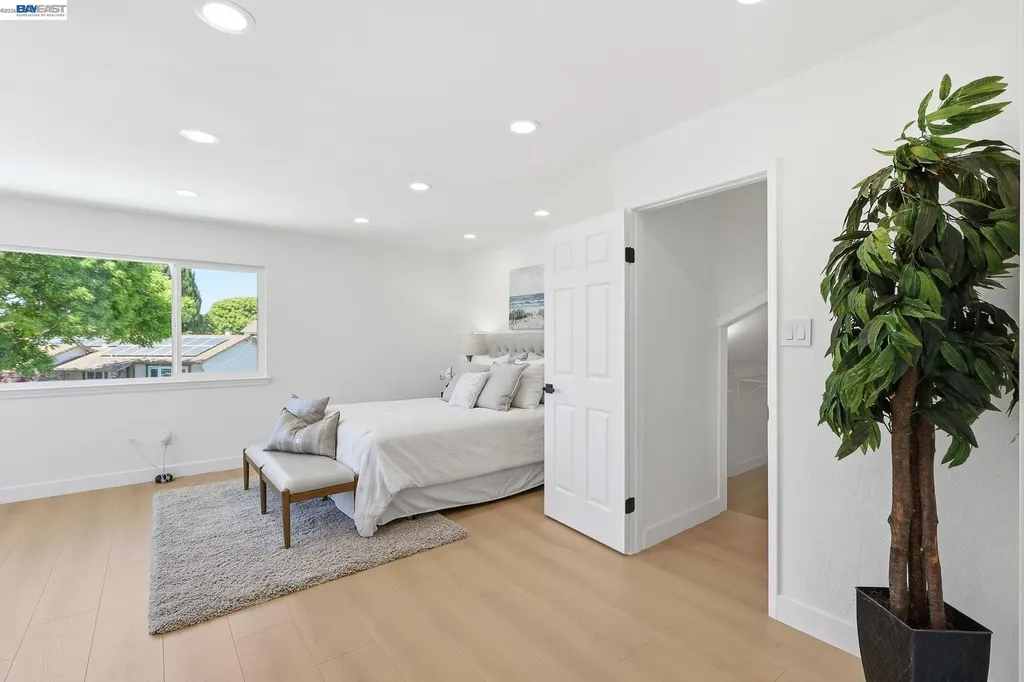 31396 Santa Elena Way Union City CA 94587