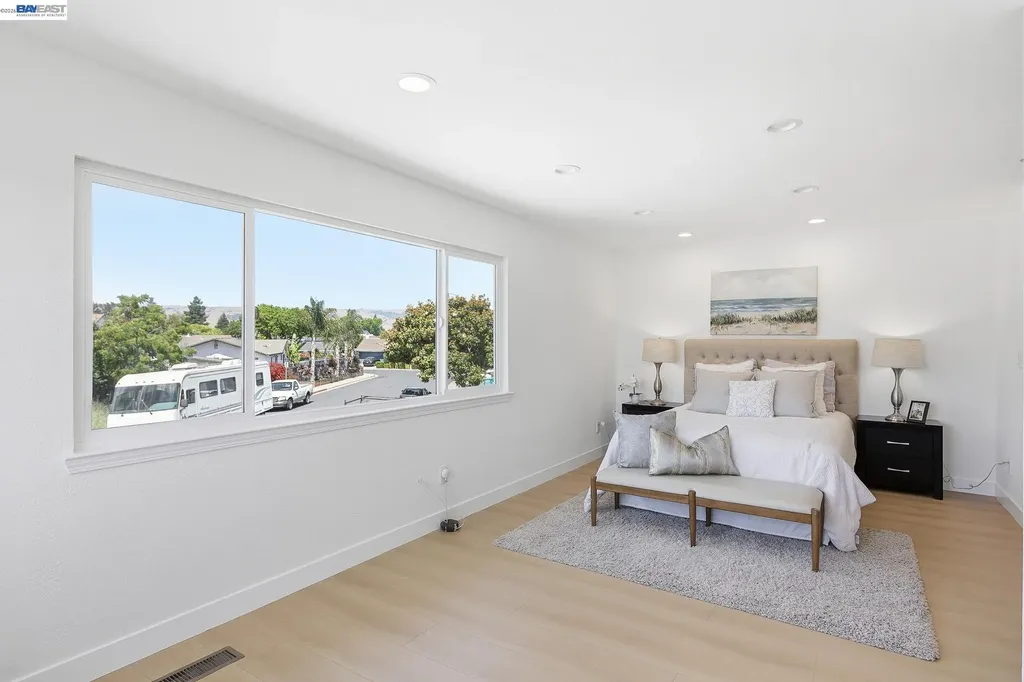 31396 Santa Elena Way Union City CA 94587