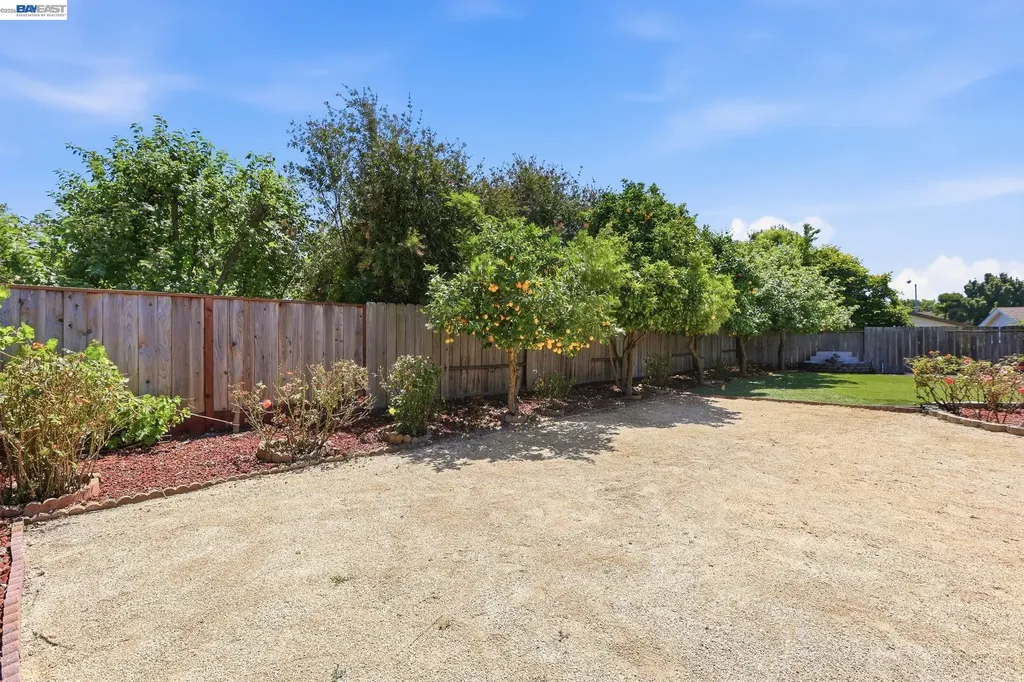 31396 Santa Elena Way Union City CA 94587