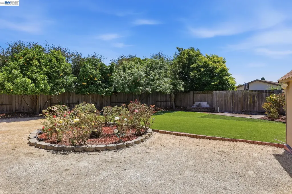31396 Santa Elena Way Union City CA 94587