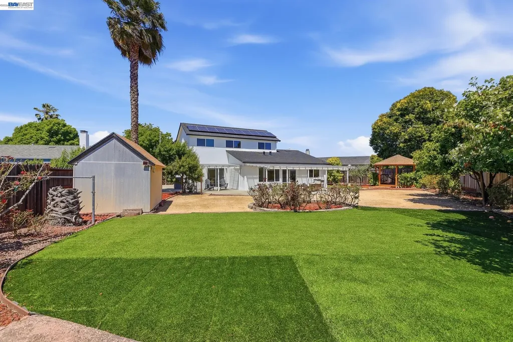 31396 Santa Elena Way Union City CA 94587
