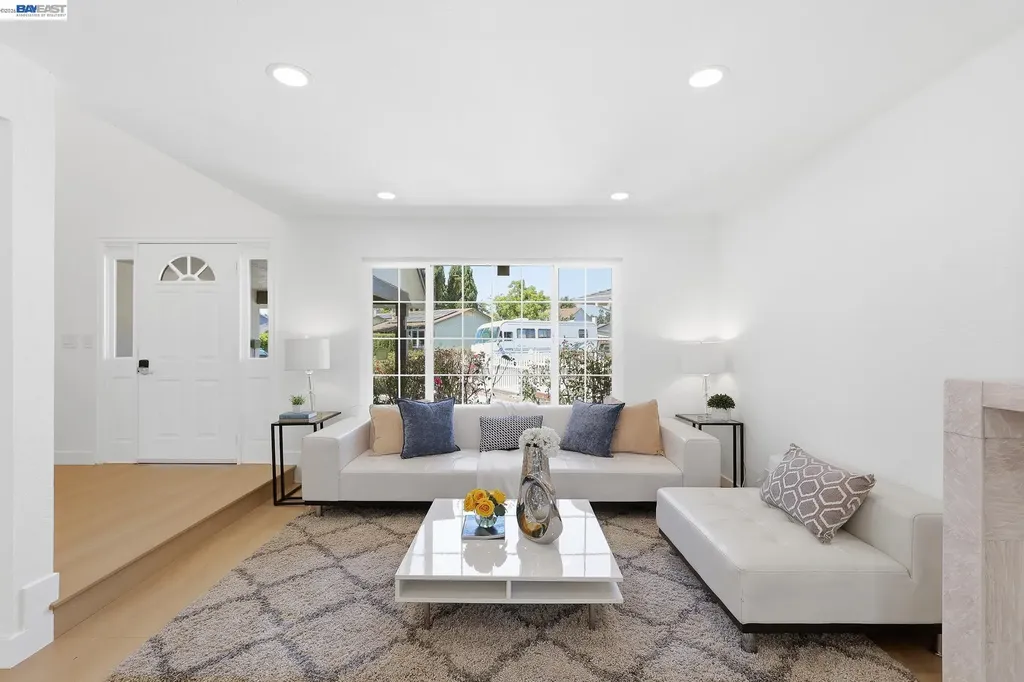 31396 Santa Elena Way Union City CA 94587
