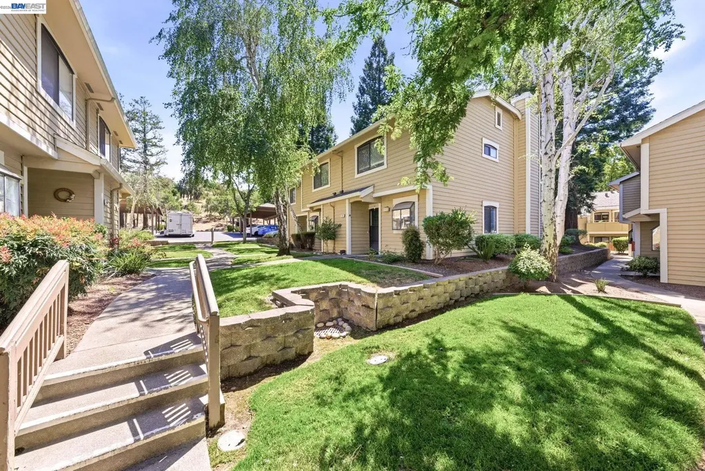 709 Center Avenue Martinez CA 94553