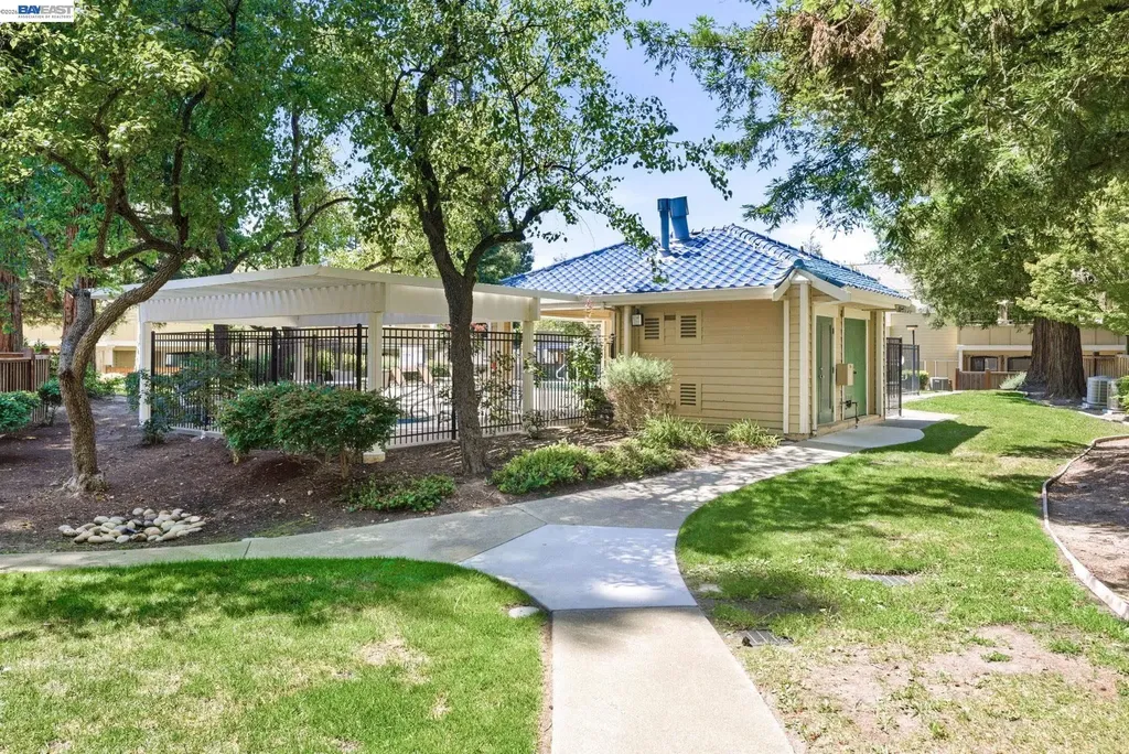 709 Center Avenue Martinez CA 94553