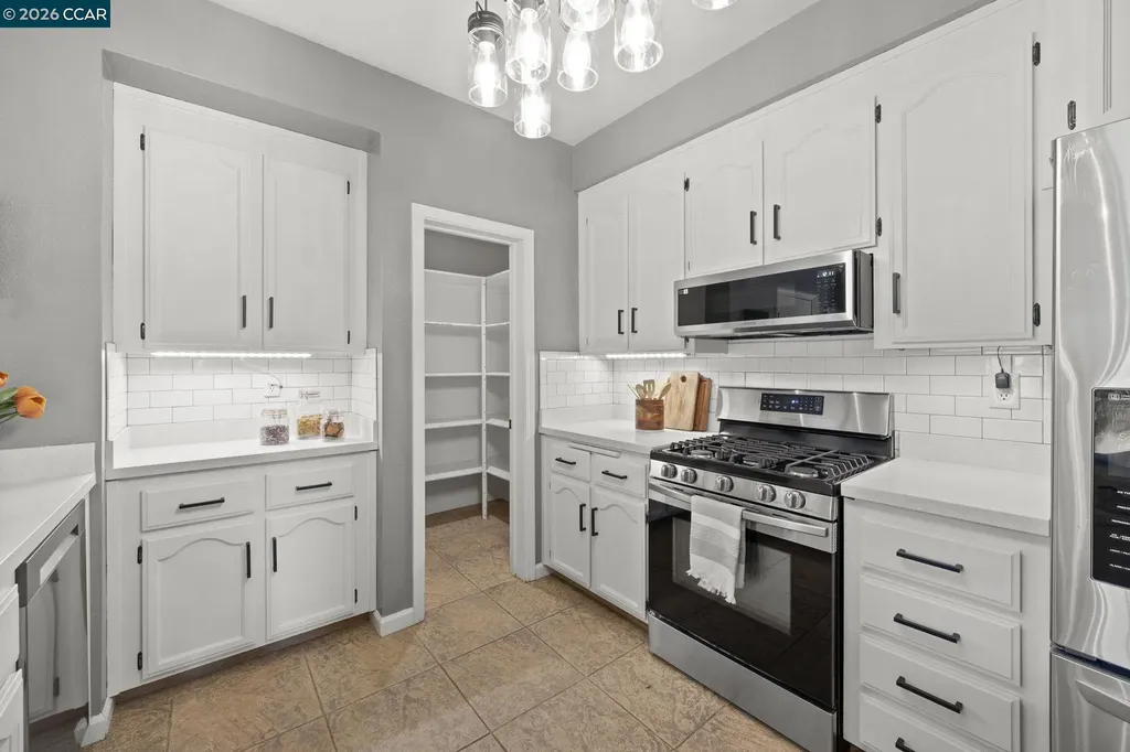 637 Julpun Loop Clayton CA 94517