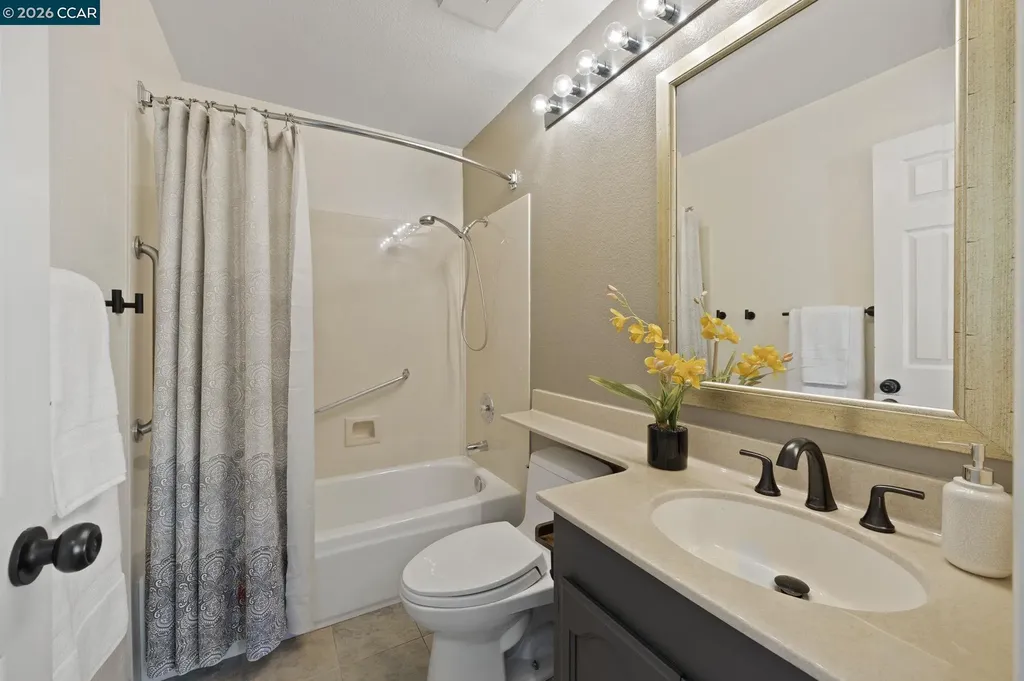 637 Julpun Loop Clayton CA 94517