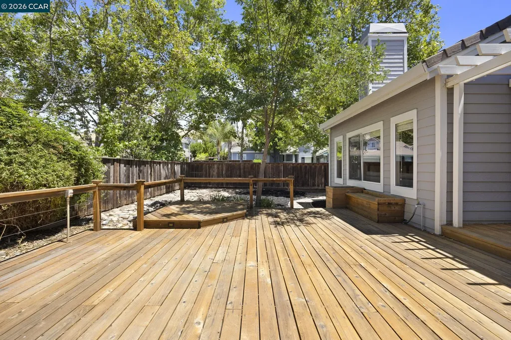 637 Julpun Loop Clayton CA 94517