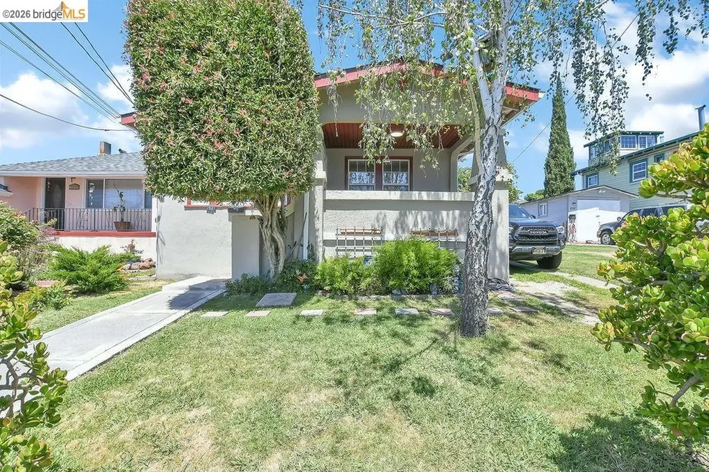 2921 Eastman Avenue Oakland CA 94619
