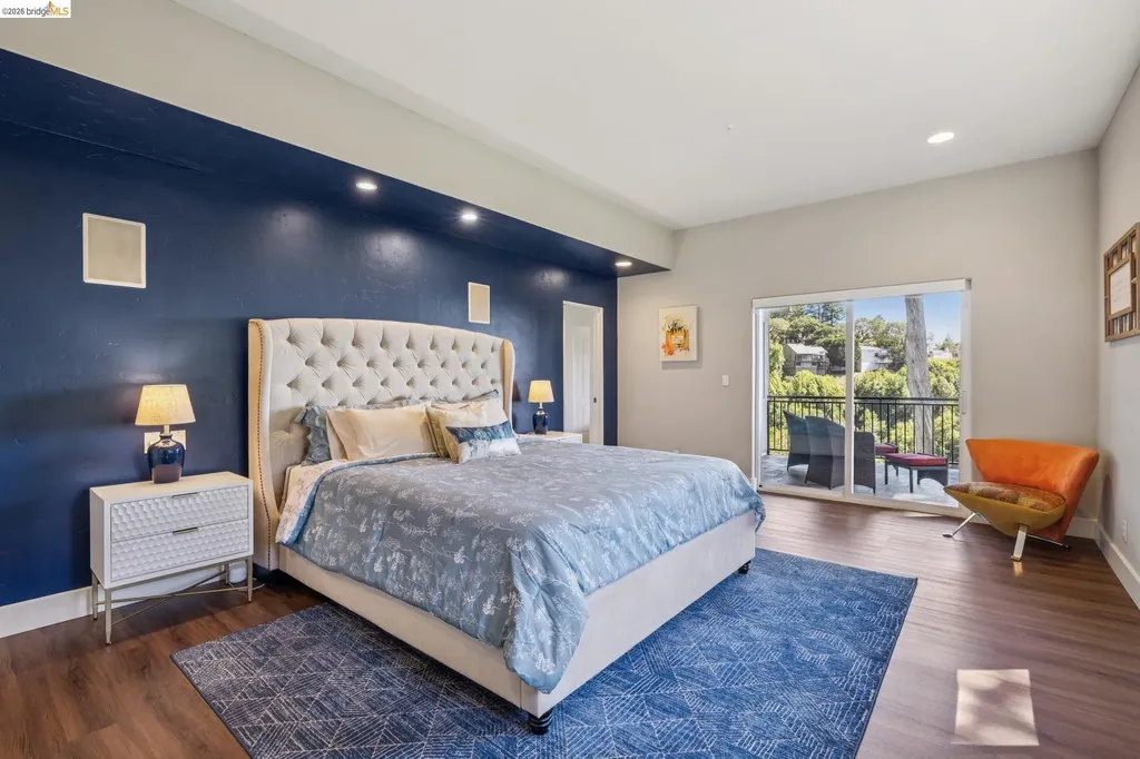 6153 Girvin Drive Oakland CA 94611