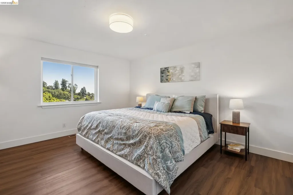 6153 Girvin Drive Oakland CA 94611