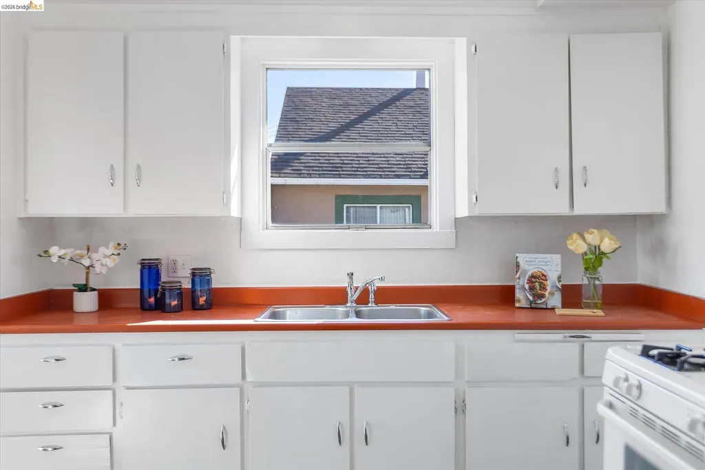 1328 89th Avenue Oakland CA 94621