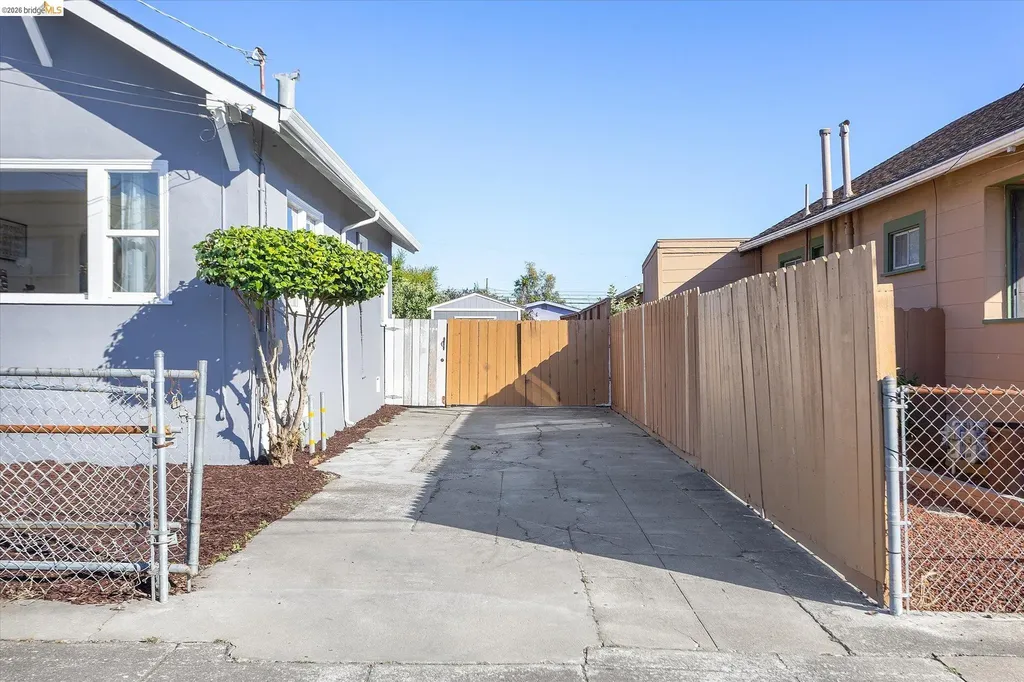 1328 89th Avenue Oakland CA 94621