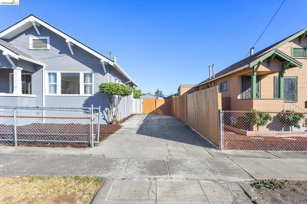 1328 89th Avenue Oakland CA 94621