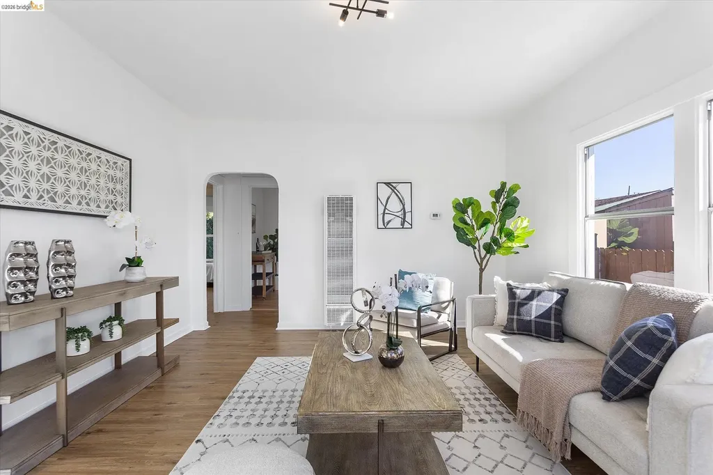 1328 89th Avenue Oakland CA 94621