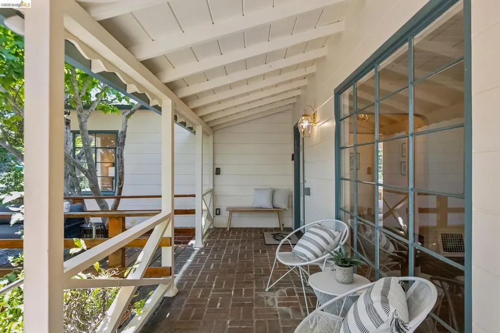 2380 Leimert Boulevard Oakland CA 94602