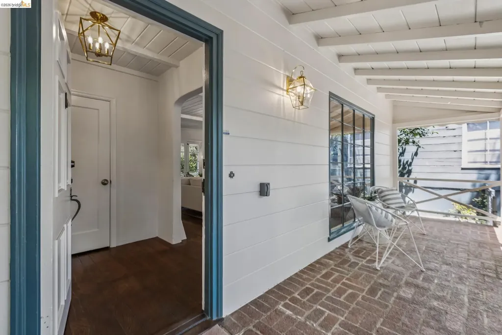 2380 Leimert Boulevard Oakland CA 94602