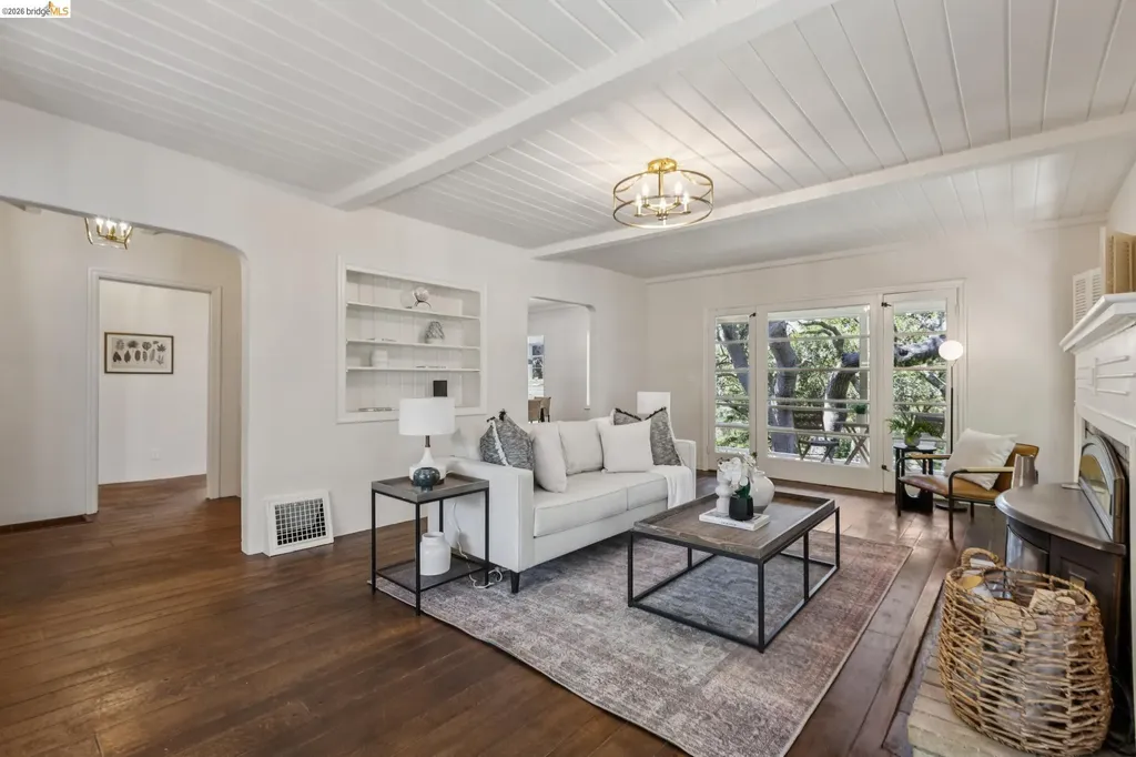 2380 Leimert Boulevard Oakland CA 94602