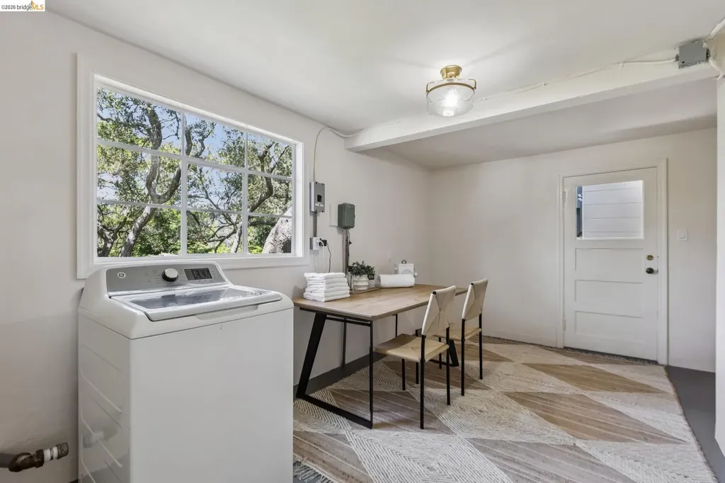 2380 Leimert Boulevard Oakland CA 94602