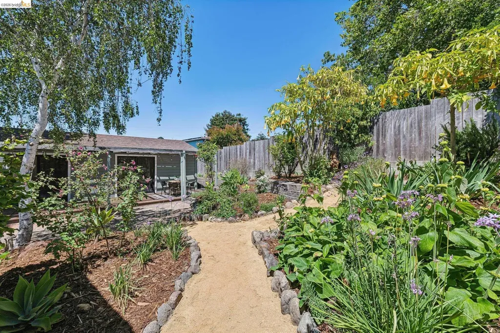 5728 Yale Avenue Richmond CA 94805