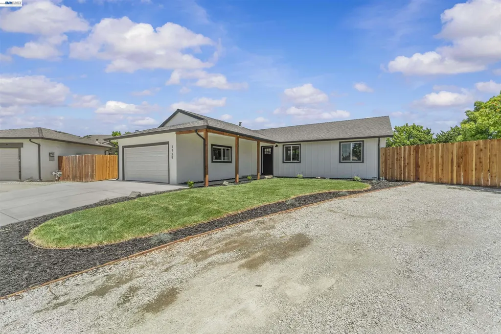 2729 Alamo Court Antioch CA 94509