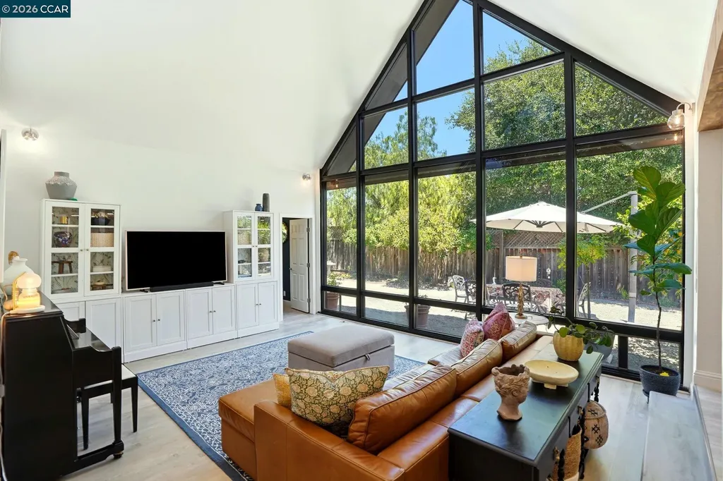 3196 Diablo View Road Lafayette CA 94549