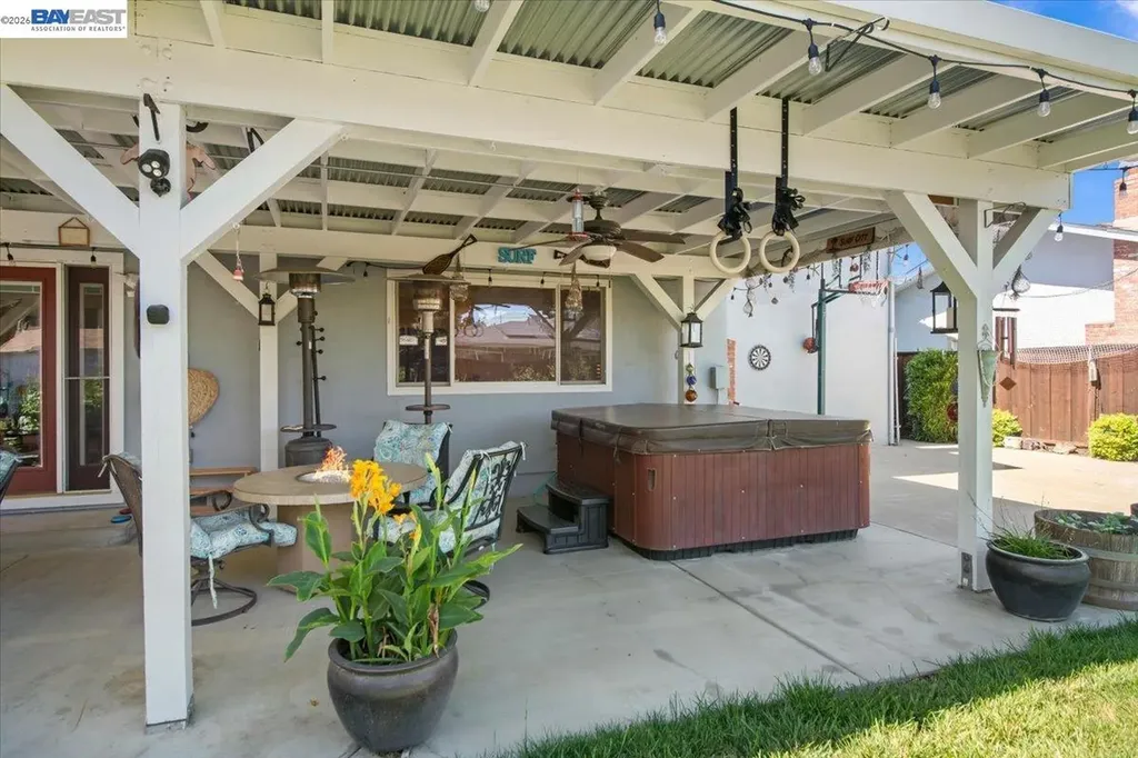 527 Lorren Way Livermore CA 94550