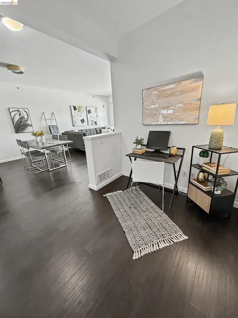 1 Lakeside Drive Oakland CA 94612