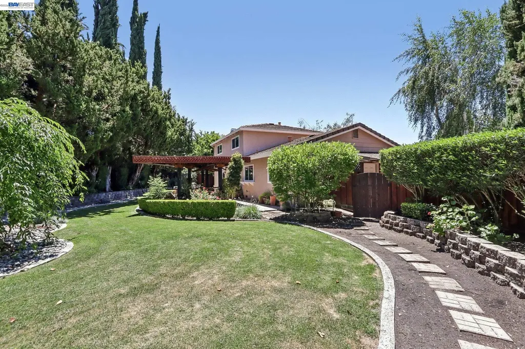 2383 Corte De La Jara Pleasanton CA 94566