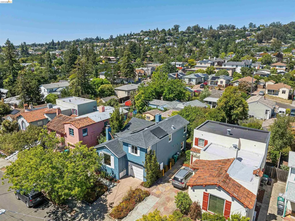 2420 Carmel Street Oakland CA 94602