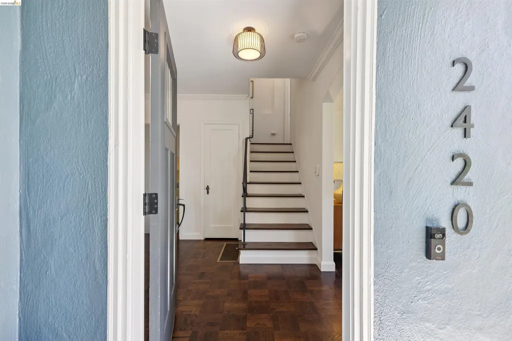 2420 Carmel Street Oakland CA 94602