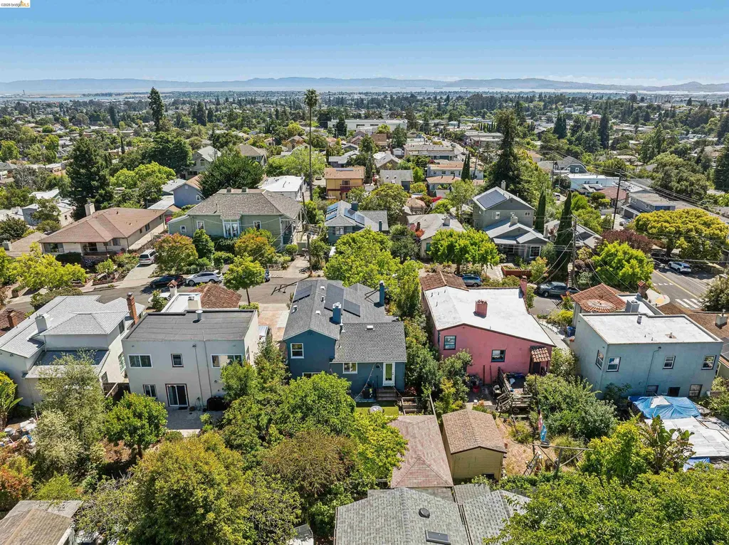 2420 Carmel Street Oakland CA 94602