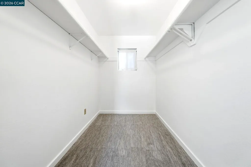 5828 Moraga Avenue Oakland CA 94611