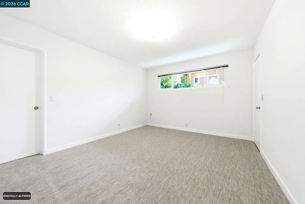 5828 Moraga Avenue Oakland CA 94611